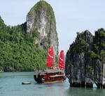 Lãng mạn du thuyền vịnh Hạ Long